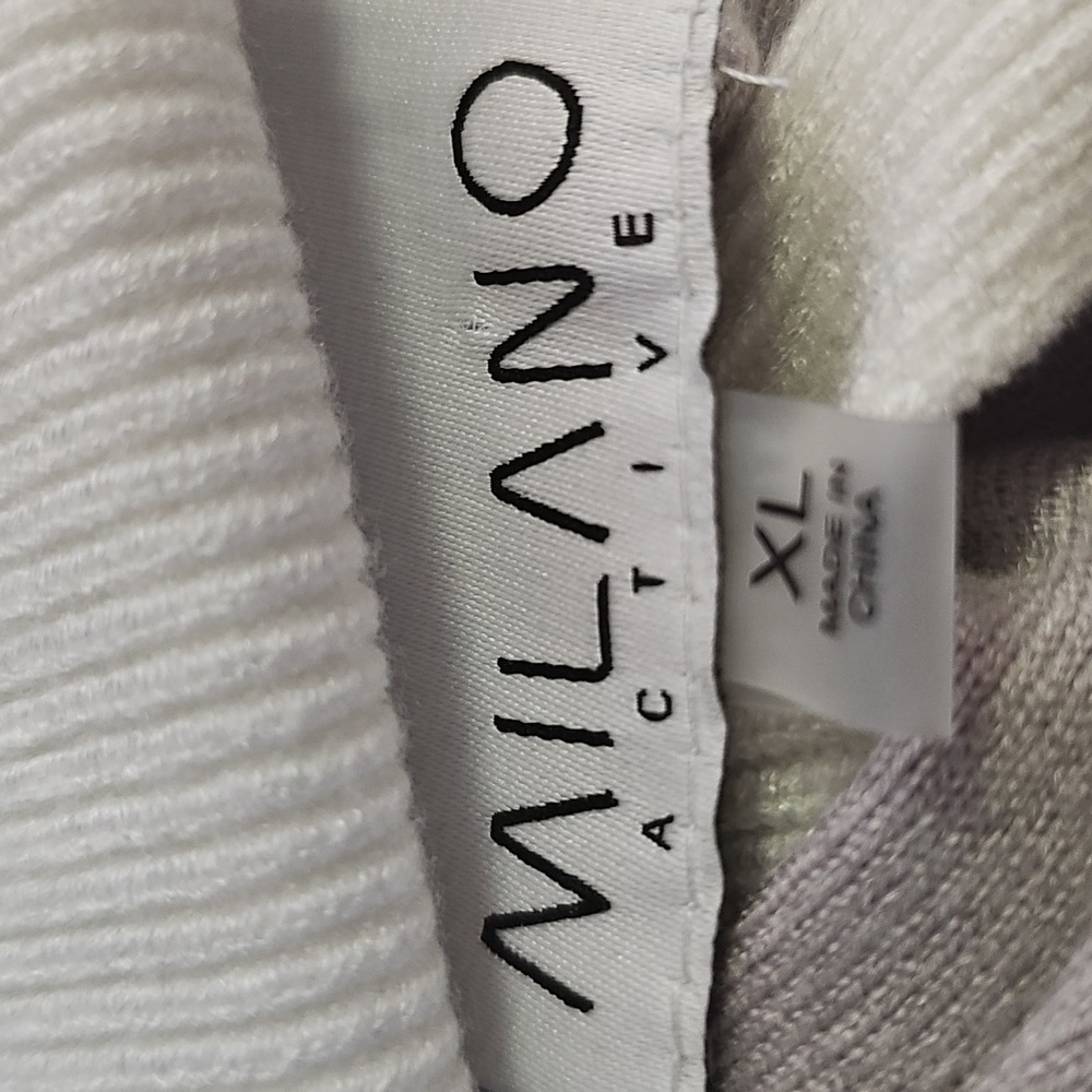Light Gray With White Trim Collared V-Neck Women's Sweater By Milano XL. - Picture 6 of 7